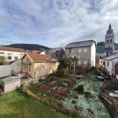 Au Cœur Du Centre De *